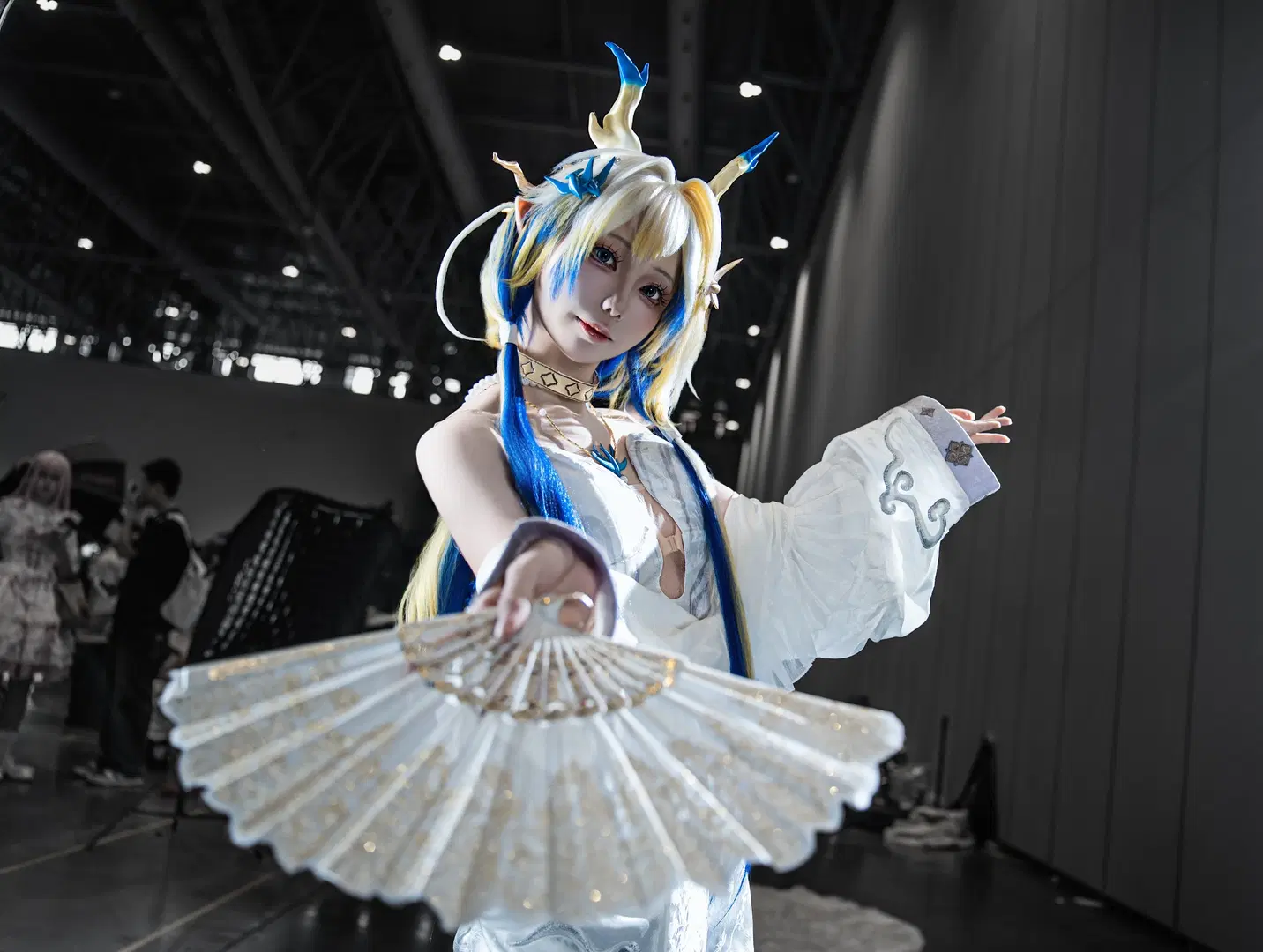 漫展返图, 黍cos, 明日方舟, cosplay摄影, 折扇
