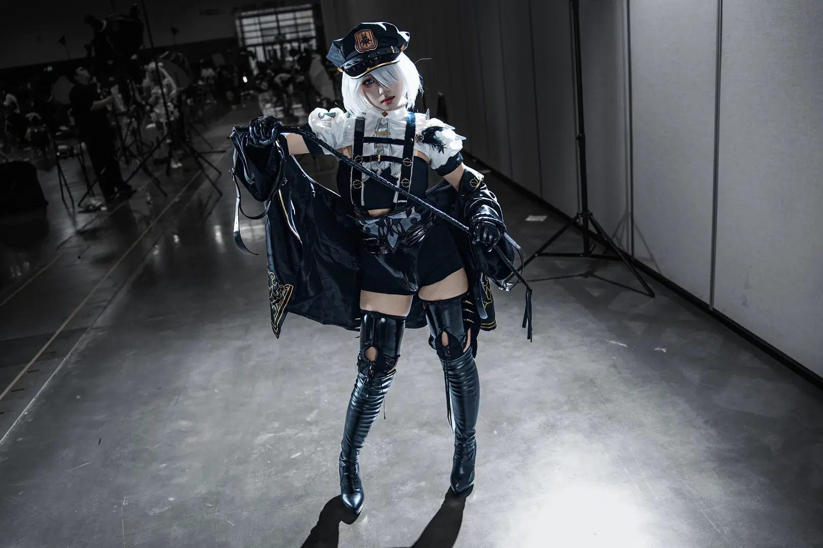【2B cos】尼尔机械纪元同人执行官，漫展场照返图 - 硫酸铅沉淀（想拍正片版 - 第7张