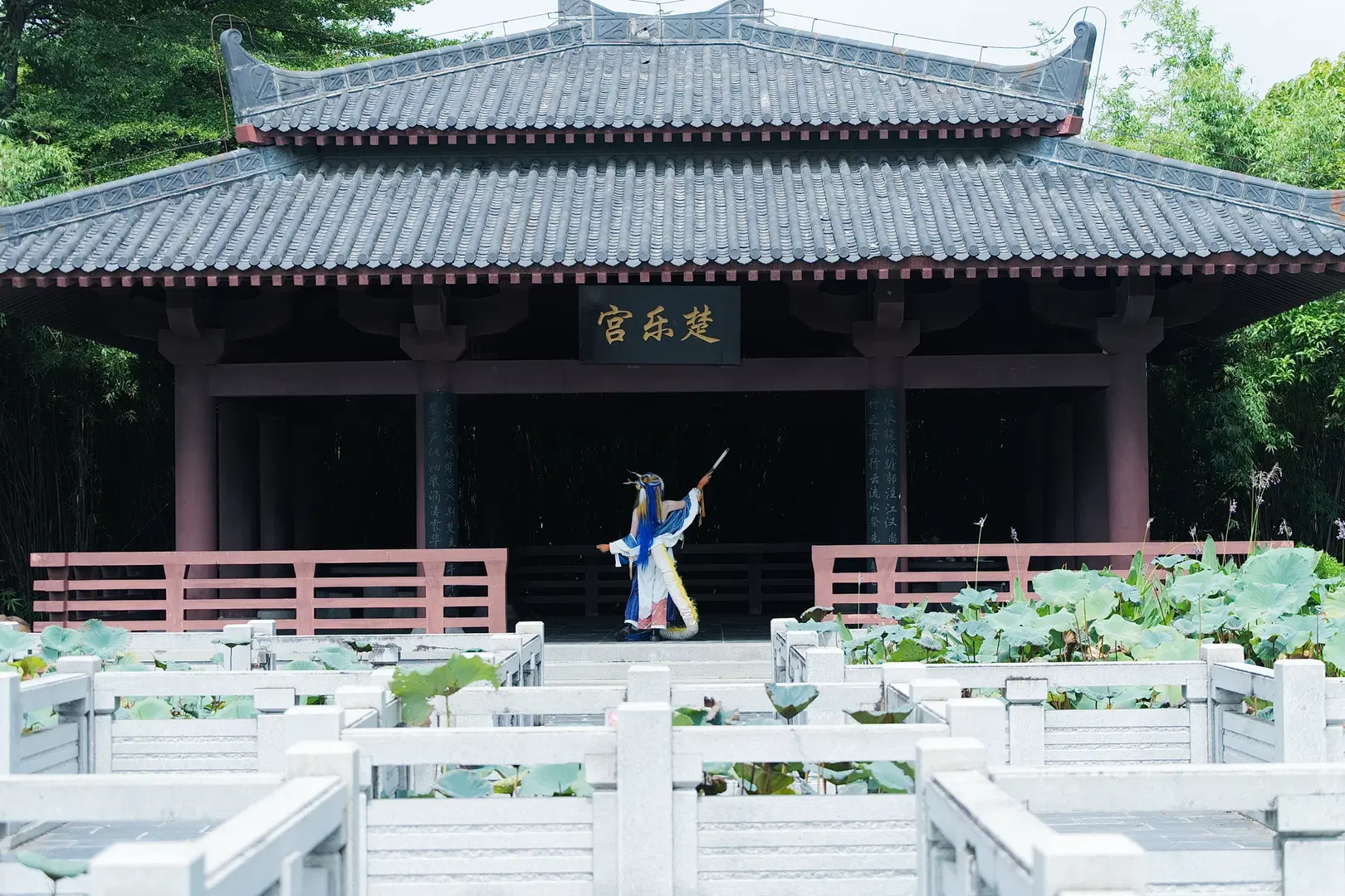 【黍cos】明日方舟這套正片記錄了一次充實的園林外景拍攝 - 硫酸铅沉淀（想拍正片版 - 第5張