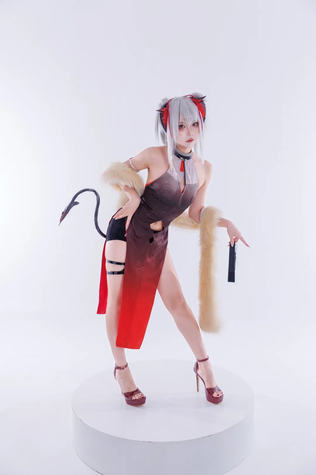 [Wcos] Arknights W Qipao cosplay: Recreating the Celebration Night Figure cosplay Look by JNK野犬 - Image 2