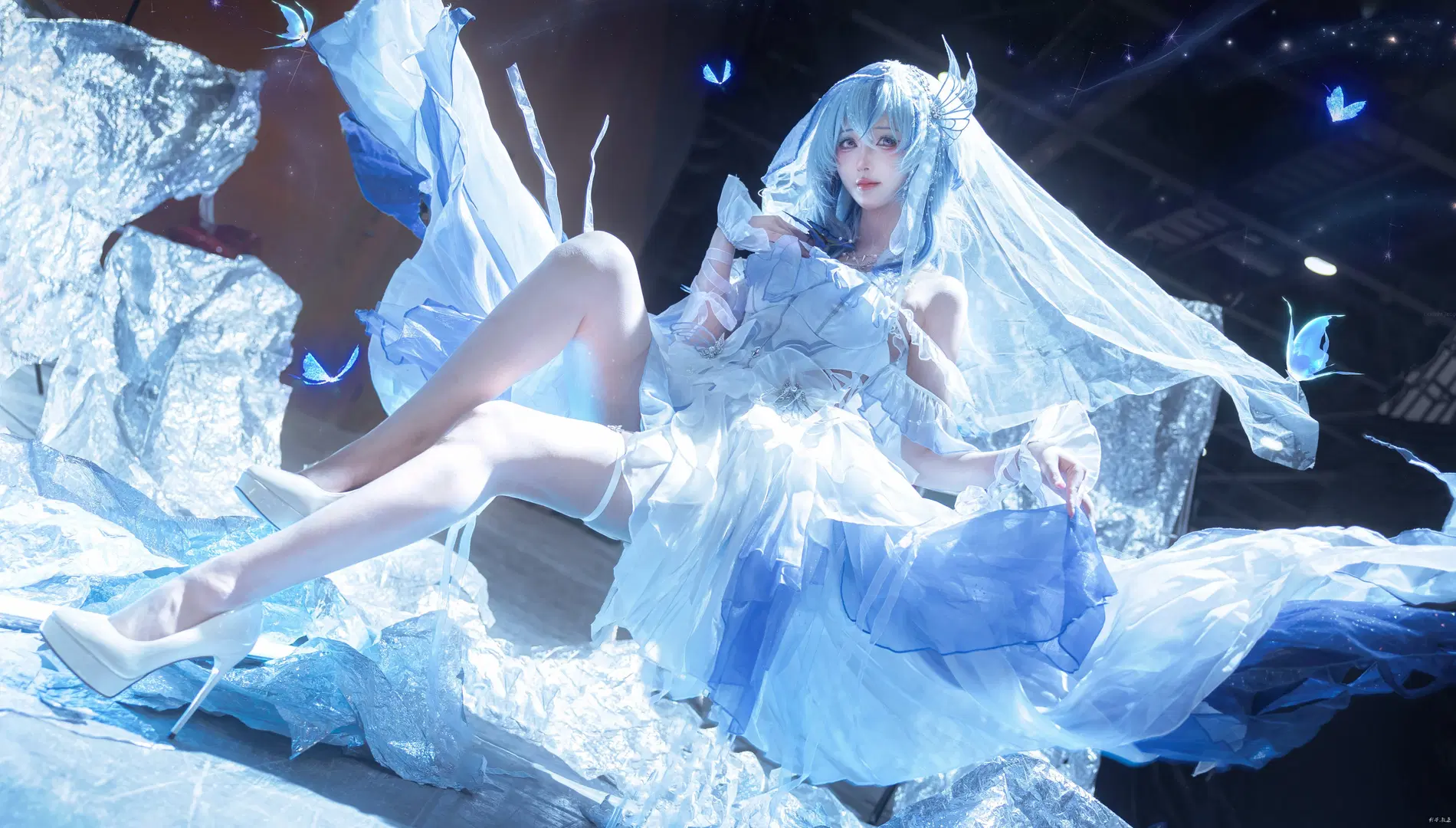 鸣潮, 守岸人cos, 漫展场照, 花嫁cos, 丝袜