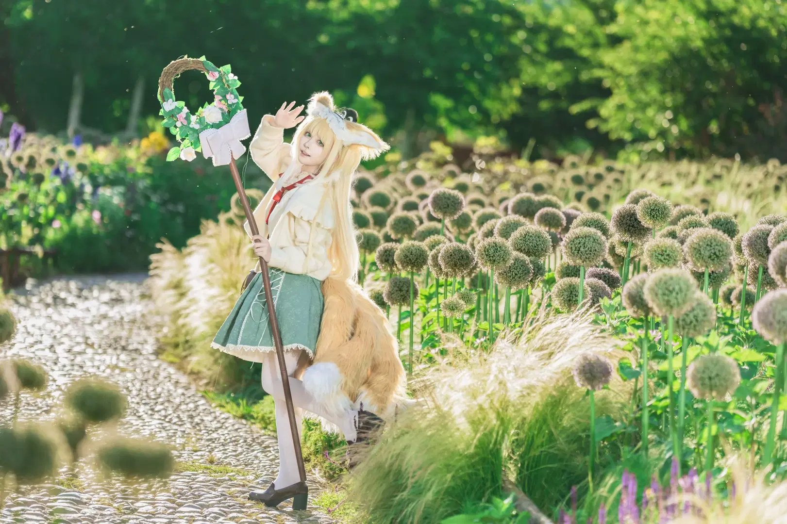 【Arknights Suzuran Cosplay】Graceful Steps Through the Valley by Shinolise - Image 3
