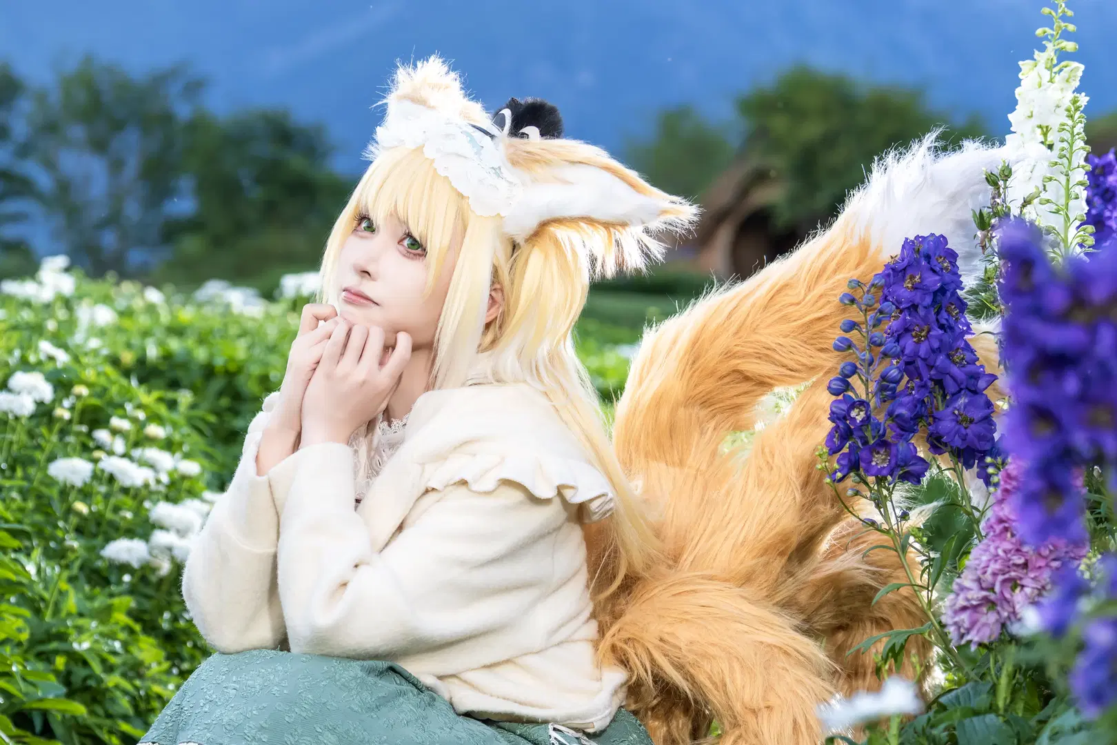 【Arknights Suzuran Cosplay】Graceful Steps Through the Valley by Shinolise - Image 8