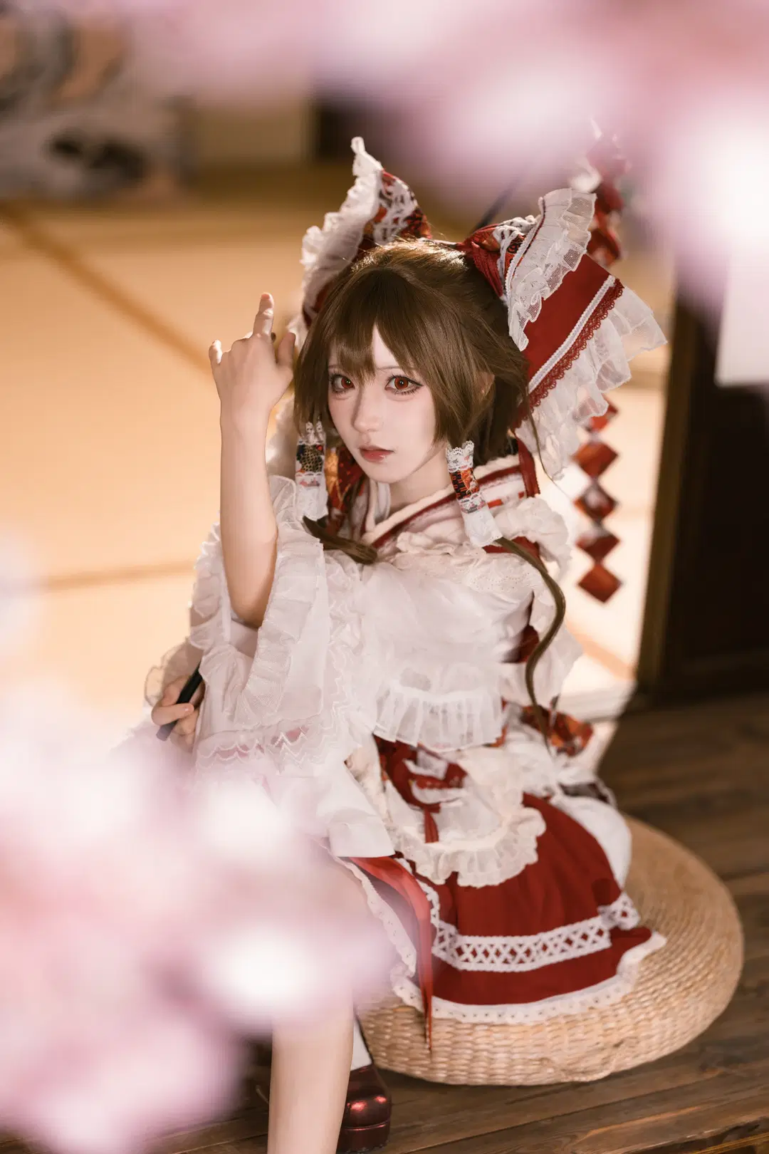 【博麗靈夢cos】神社裡的春日時光與紅白裙襬 - Shinolise - 第6張