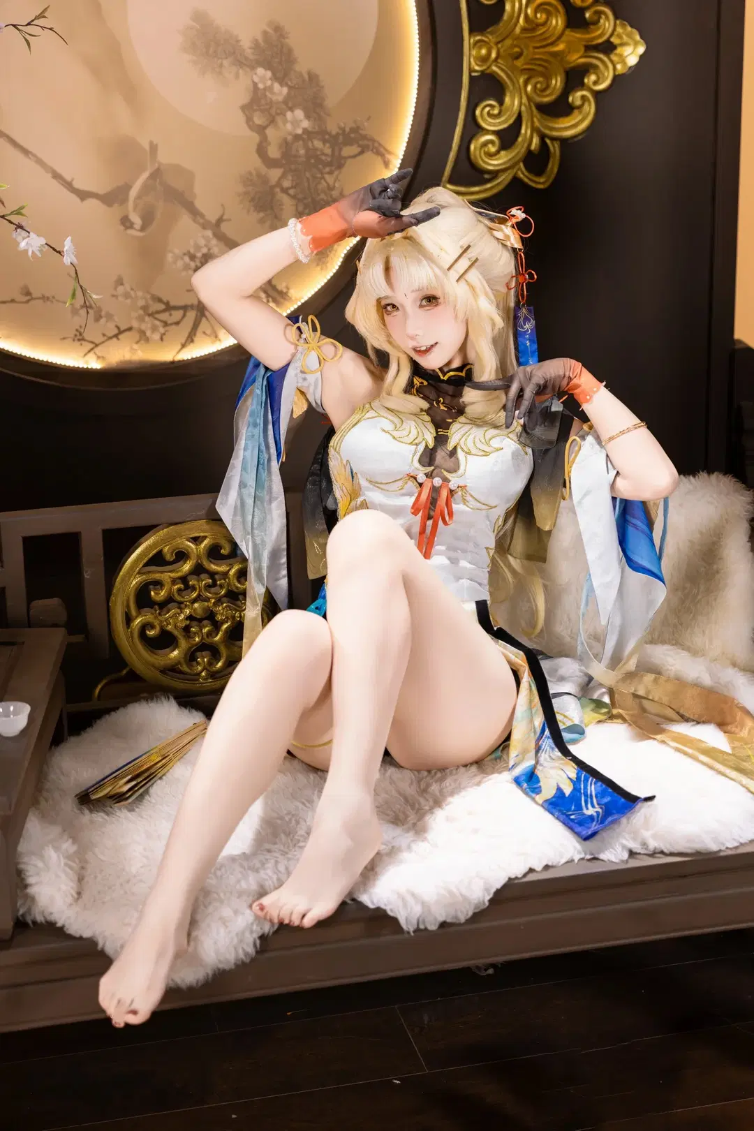 【穂穂コスプレ】『鳴潮』の中華幻想、扇子小道具が揺れるアンニュイなひととき - Shinolise - 2枚目