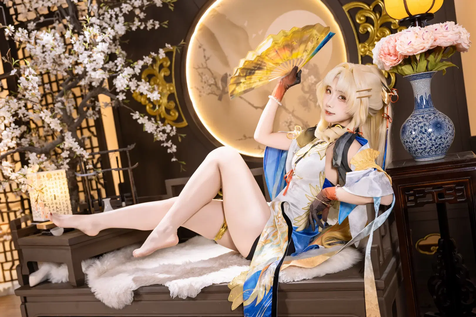 鸣潮, 国风cos, 游戏角色扮演, 穗穗cos, 折扇道具