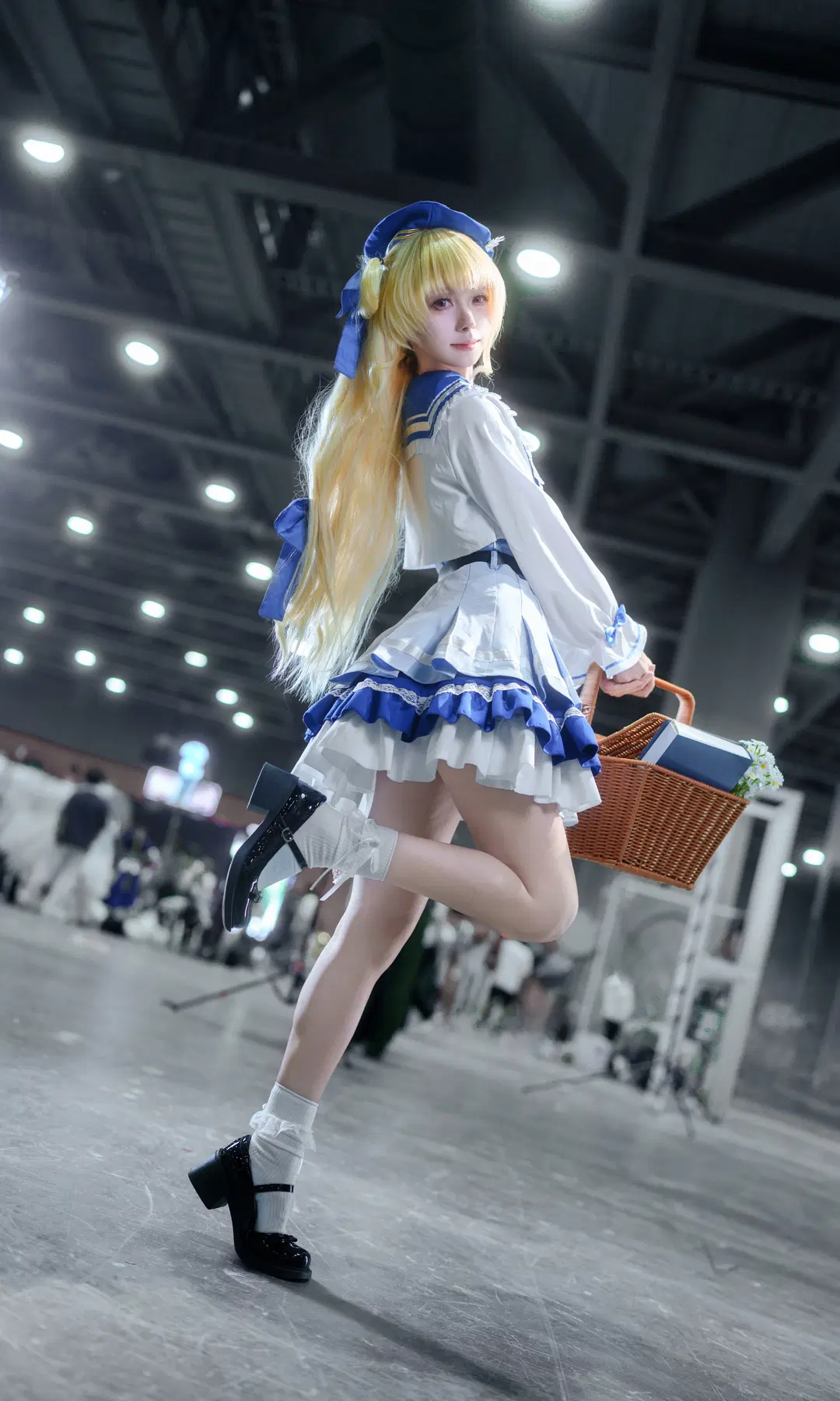 Phoebe Cosplay, Wuthering Waves, Convention photos, Lawson collaboration, Picnic cosplay