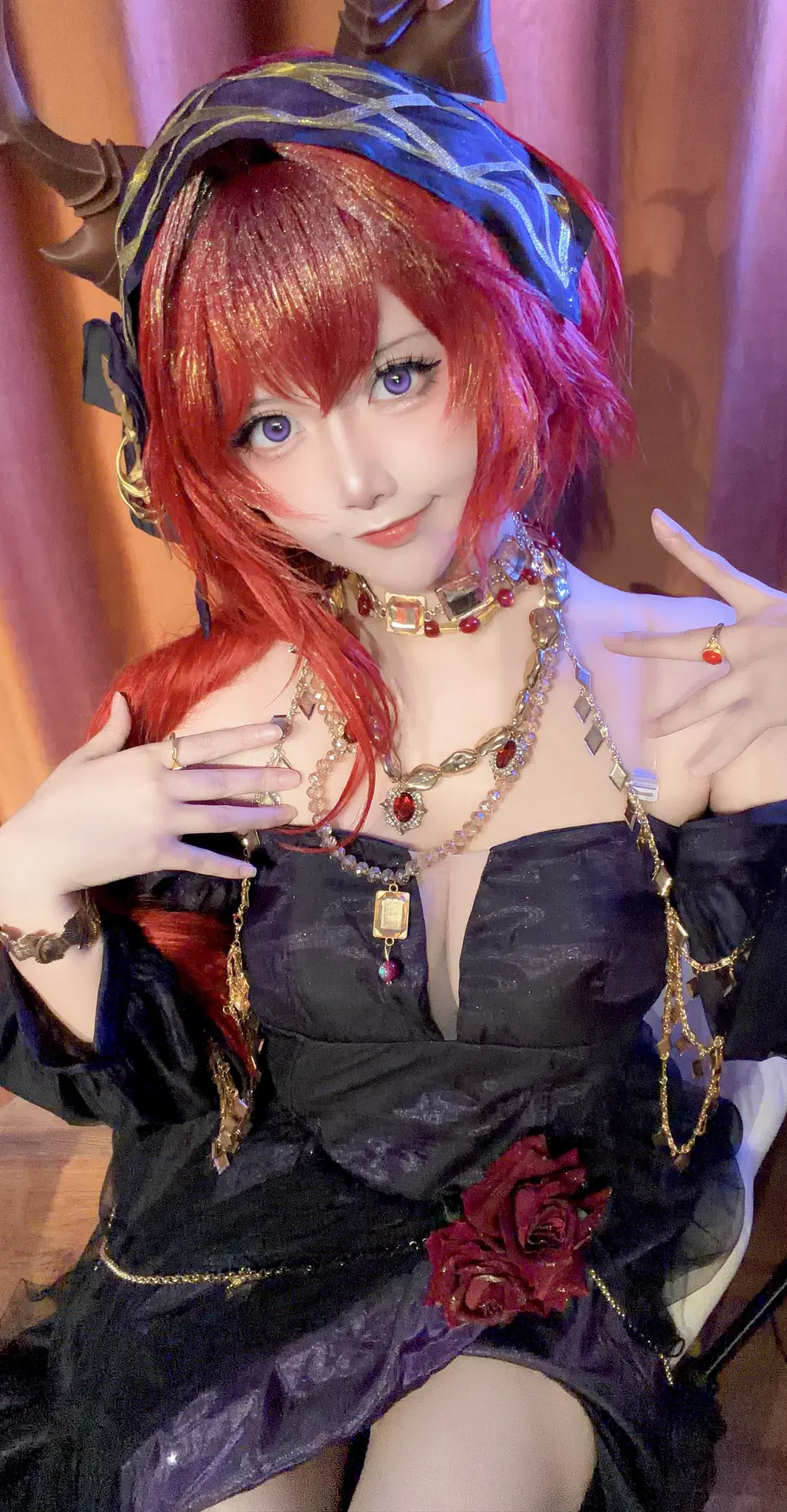 [Surtr cosplay] Arknights Red Hair and Demon Horns Styling by 津岛小恶魔 - Image 3