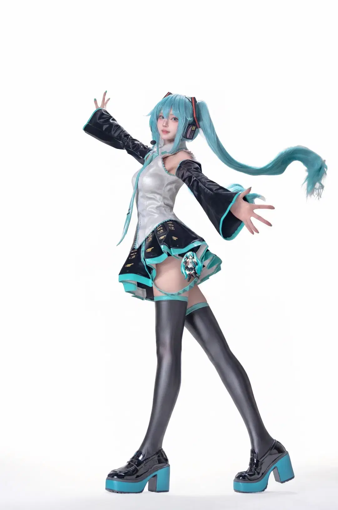 【初音未来cos】初始之音响彻未来，记录属于我们的生日狂欢 - 鹿渴泉toska - 第2张