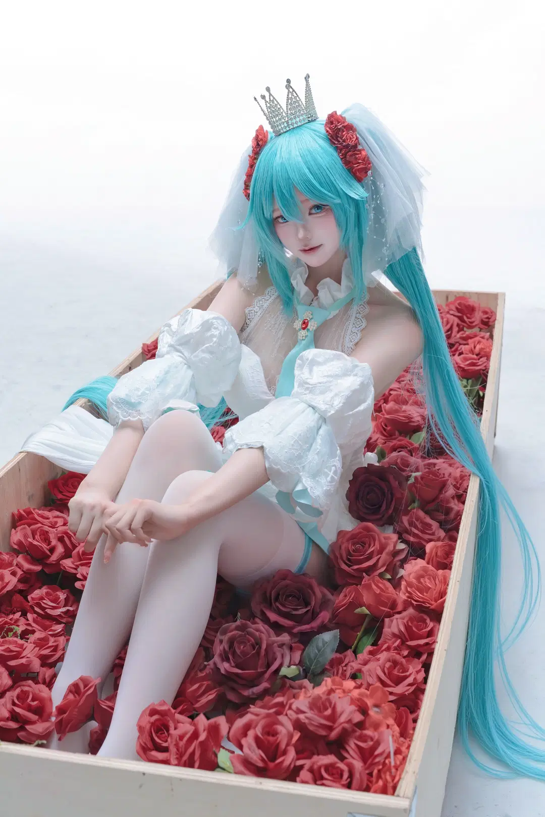 【初音未來cos】木箱玫瑰與白雪姬風格婚紗 - 鹿渴泉toska - 第2張