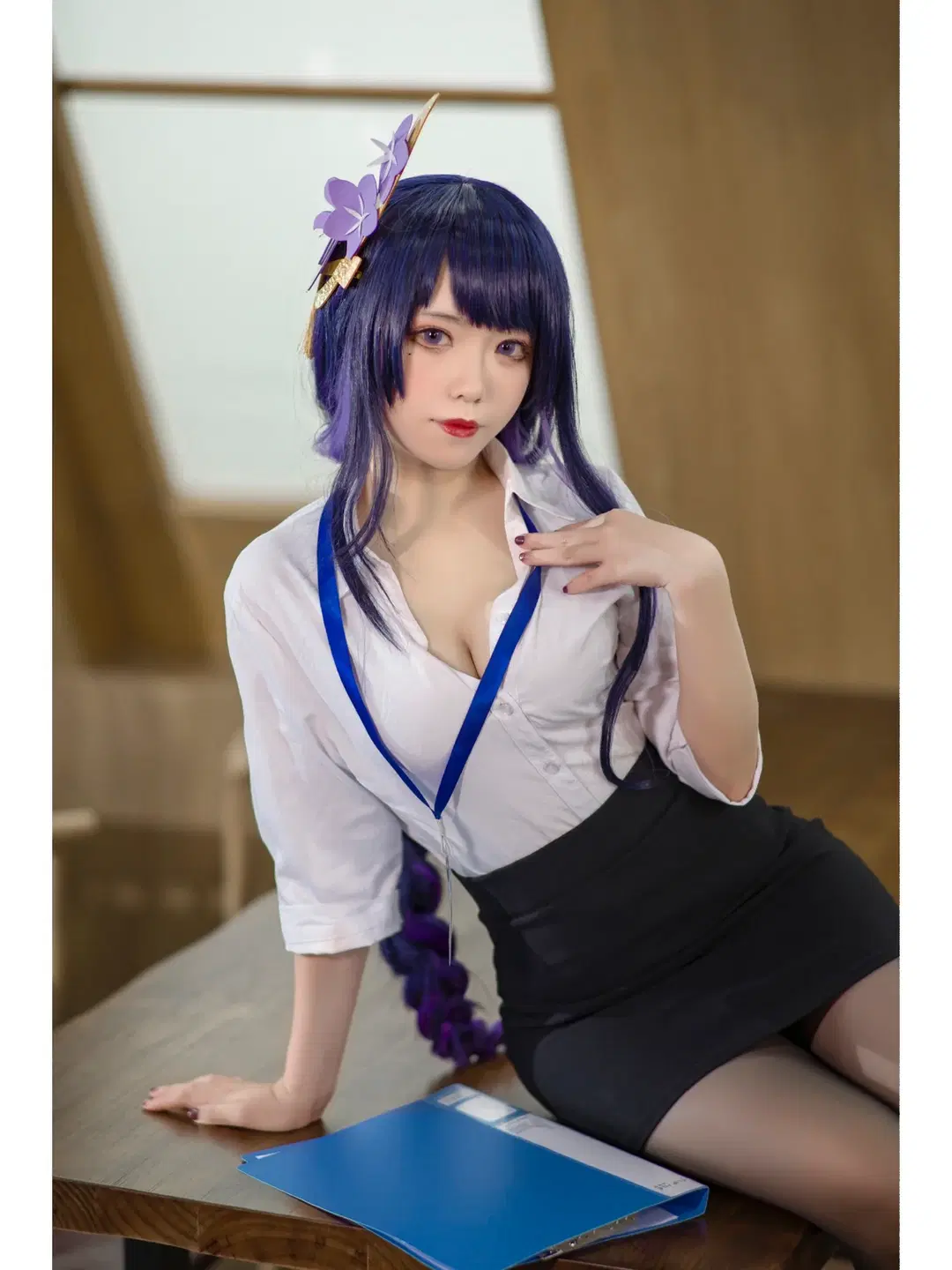 [Raiden Shogun cosplay] Switching to an Office Lady uniform style: Please accept this special workplace commission by Helloguagua - Image 6