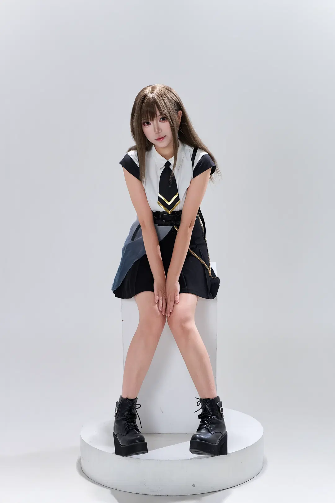 【純田まなコスプレ】バンドリ！ 純田まな ライブ衣装のスタジオ撮影記録 - Helloguagua - 4枚目