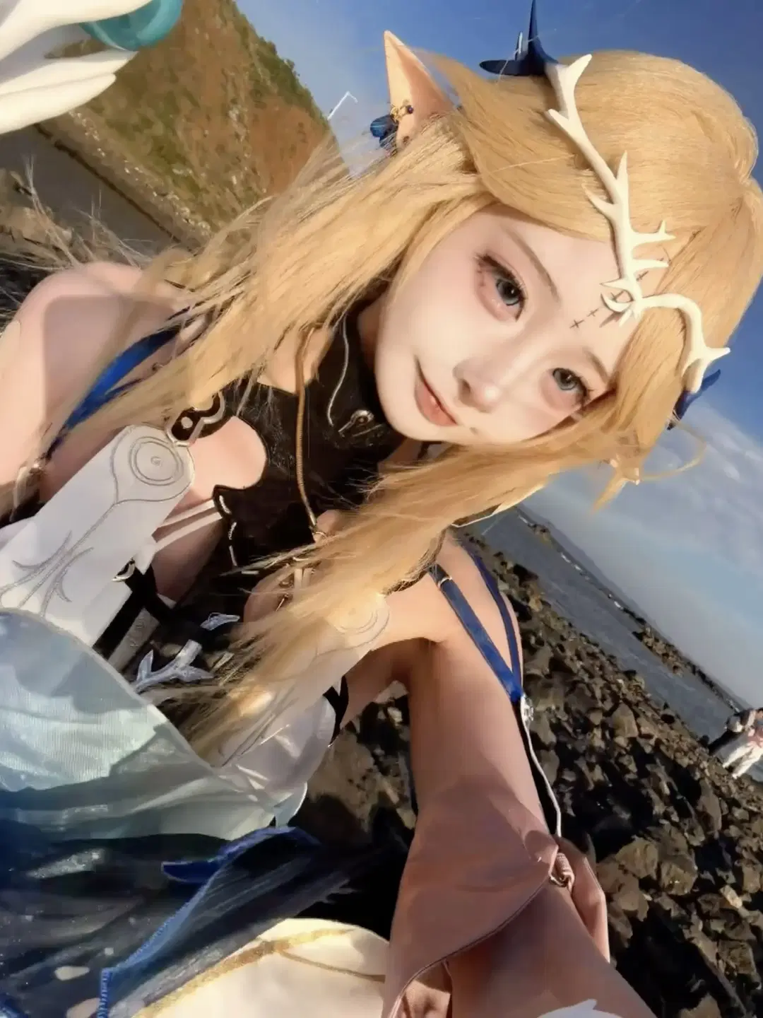 鸣潮, cosplay, 卡提希娅cos, 海边写真, 奇幻风