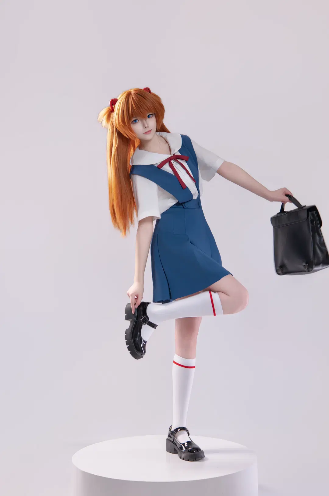 【アスカコスプレ】『新世紀エヴァンゲリオン』定番制服の9分割写真のポーズ共有 - 海海📸 - 12枚目