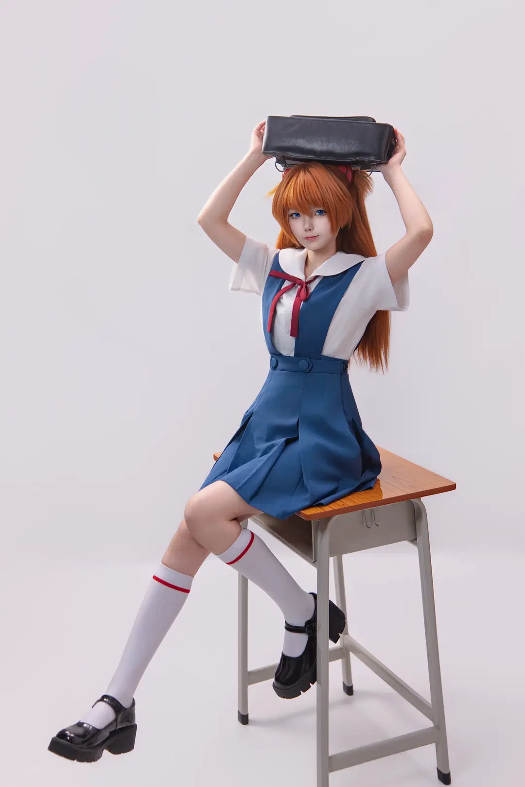【アスカコスプレ】『新世紀エヴァンゲリオン』定番制服の9分割写真のポーズ共有 - 海海📸 - 2枚目
