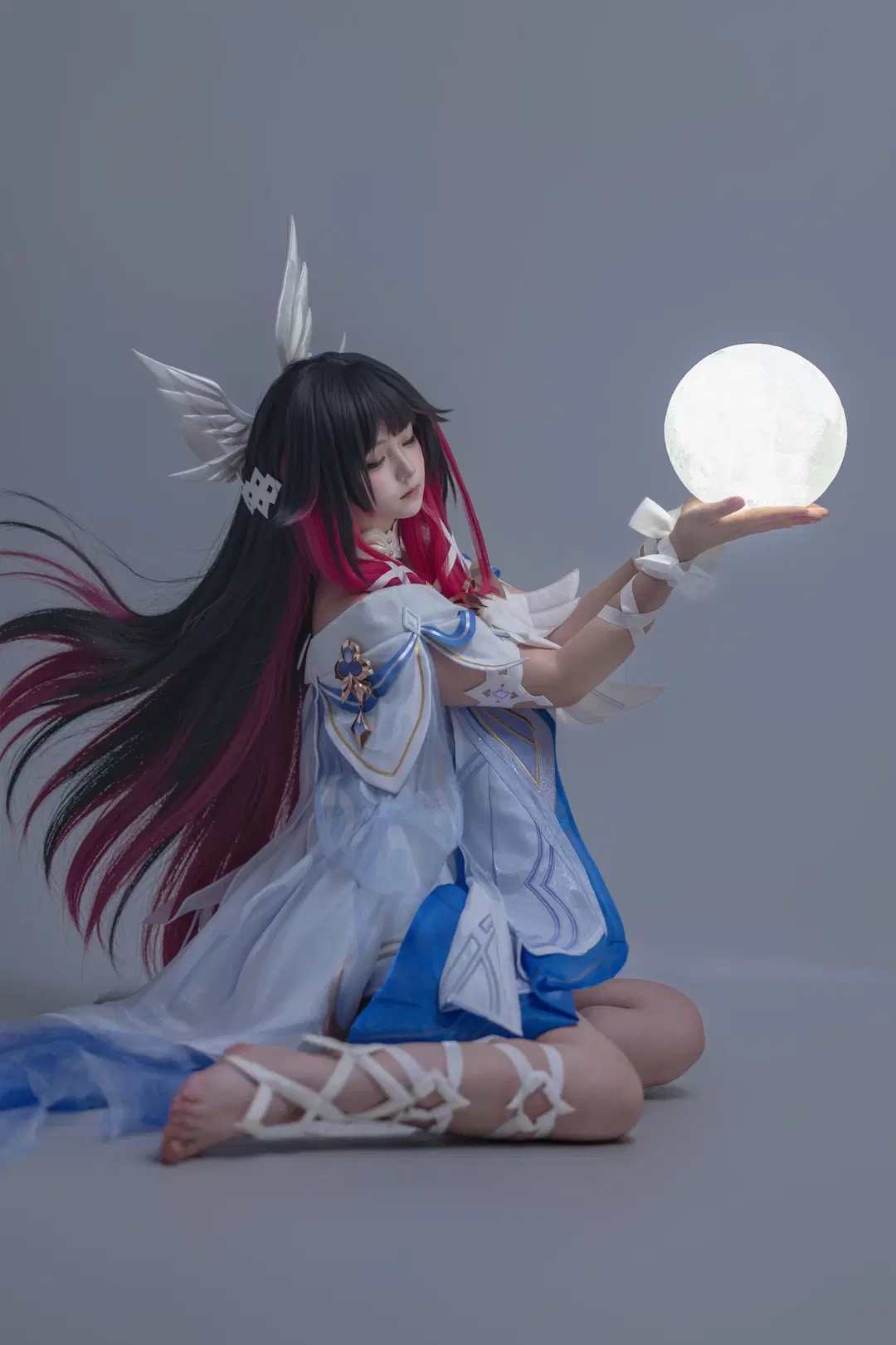 【コロンビーナ コスプレ】青白のシアーチュールと光る月の小道具：白ホリ撮影記録 - 海海📸 - 6枚目