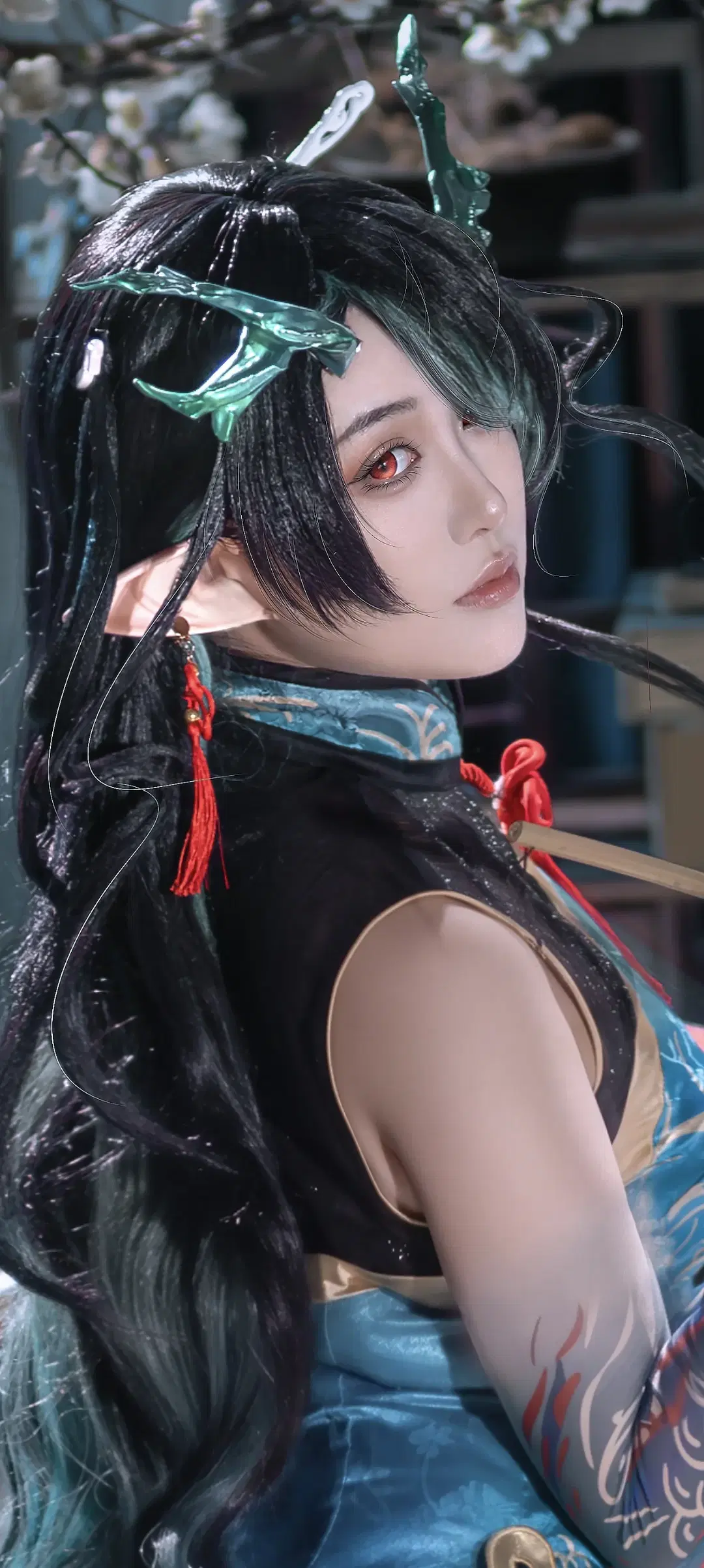 [Dusk cosplay] Arknights: The Brushholder is Herself Within the Scroll by 阿九 - Image 2