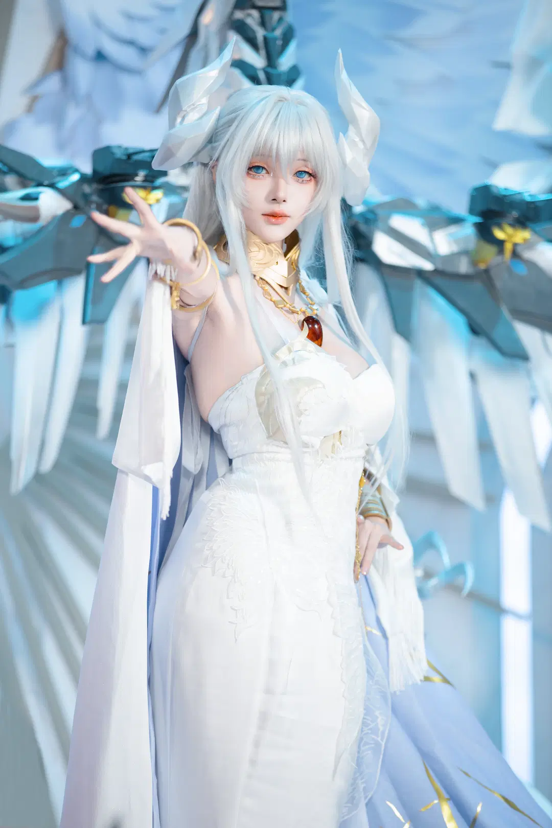 [Valparaiso cosplay] Azur Lane White Gown and Mechanical Wings Styling Record by 木犀 - Image 4