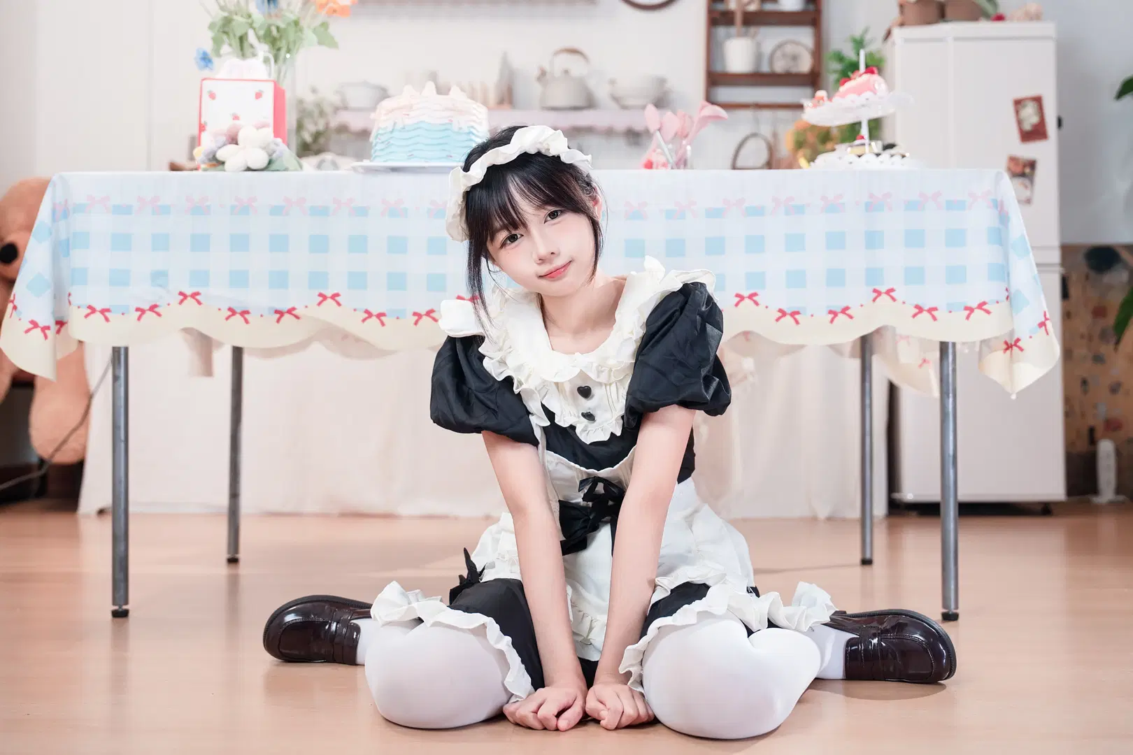 【メイド服コスプレ】黒白メイド服のデザートキッチン撮影記録：可愛い系二次元撮影 - Kimi - 4枚目