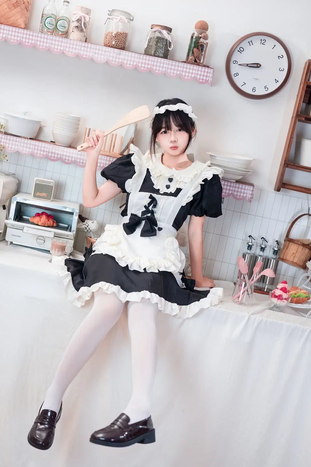 【メイド服コスプレ】黒白メイド服のデザートキッチン撮影記録：可愛い系二次元撮影 - Kimi - 8枚目