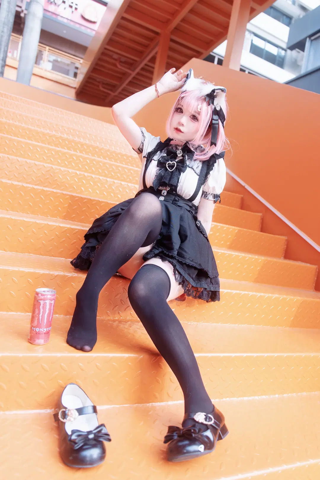 粉色系穿搭, 猫耳cosplay, 黑丝绝对领域, 粉毛小喵咪, 量产型洛丽塔