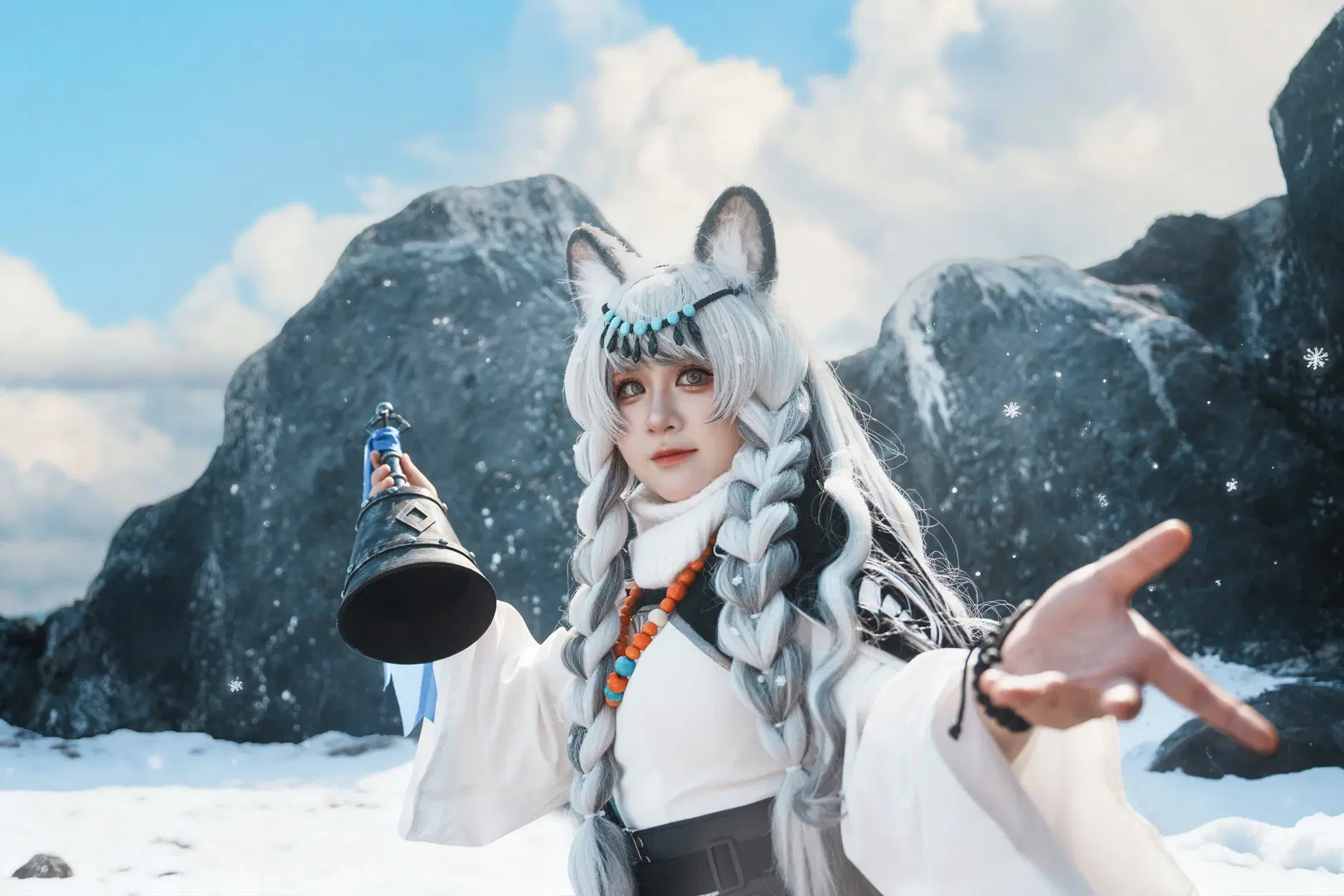 初雪cos, 明日方舟, 兽耳少女, 银发cos, 雪景cos