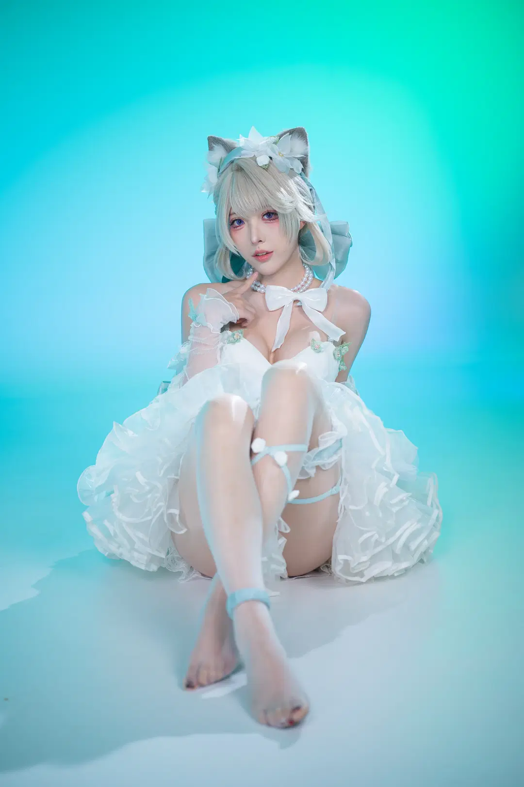Genshin Impact, Lynette Cosplay, Anime cosplay, White stockings, Genshin Impact Lynette