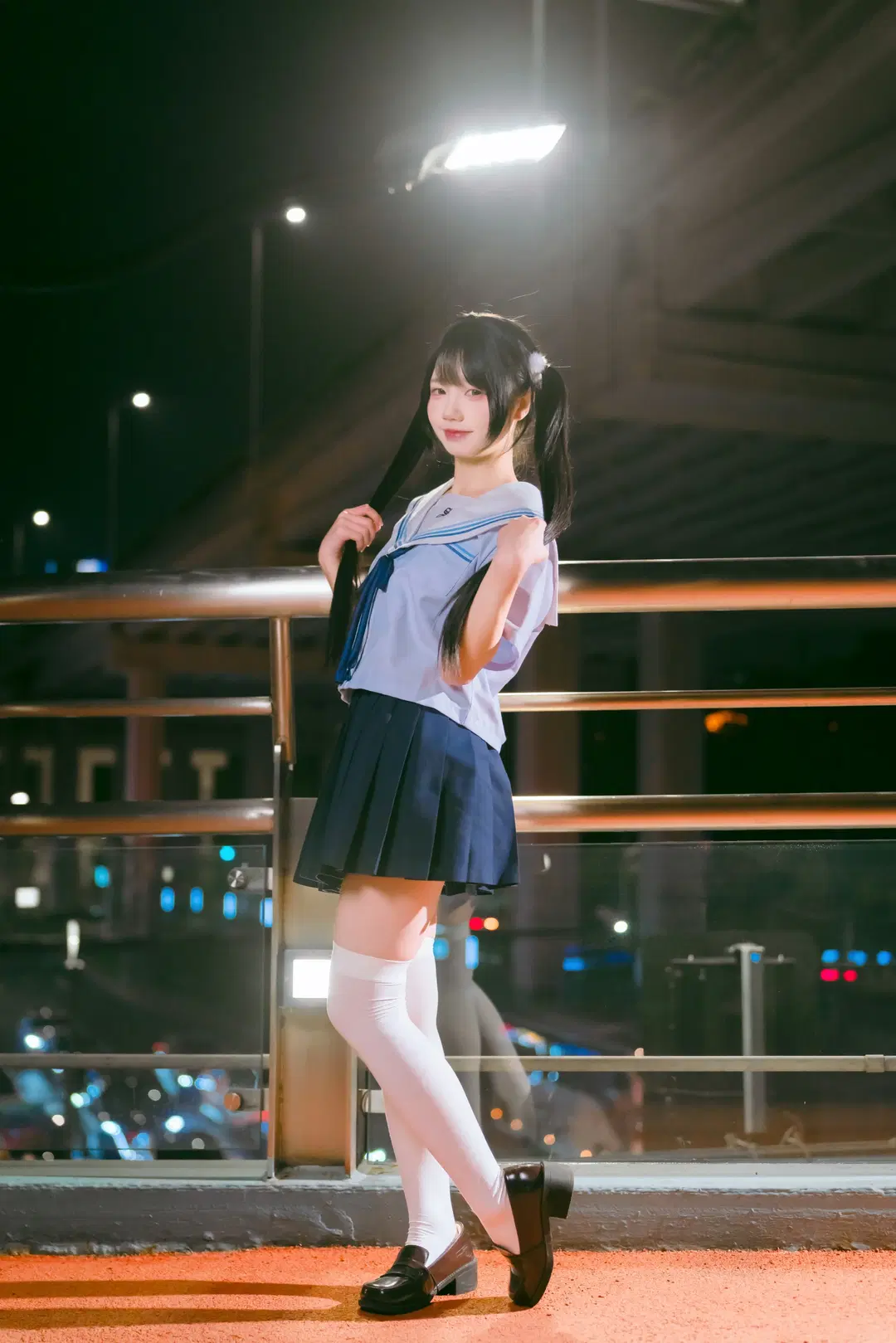 夜幕下的水手服与白丝，夜半公交站台的JK制服写真 - Mr_DDSS - 第10张