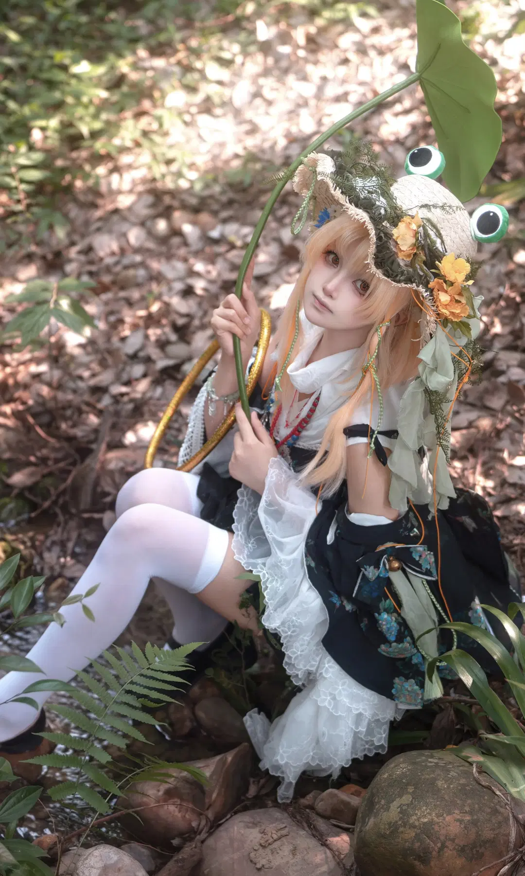 東方Project, 洩矢諏訪子cos, 白絲cos, 戶外森林攝影, 青蛙神明