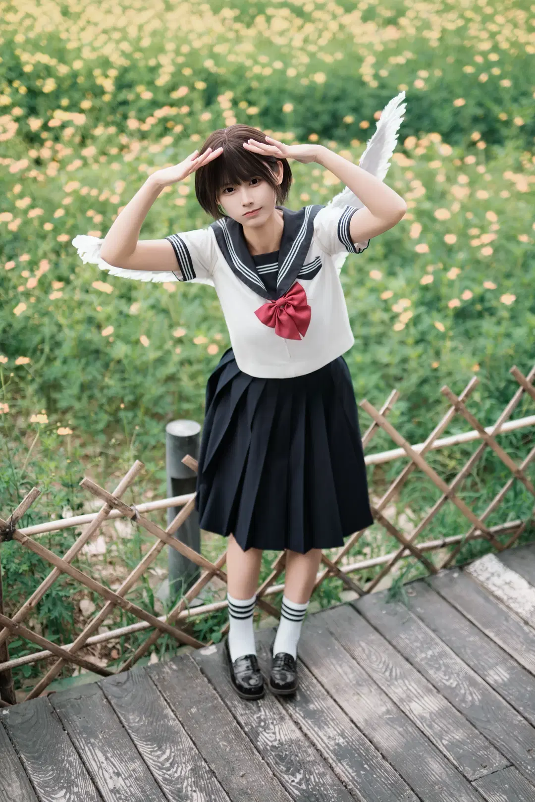 【天使＆JK制服】花畑に迷い込んだ天使：花畑での写真＆コスプレ（白ストッキング） - Shiro - 6枚目