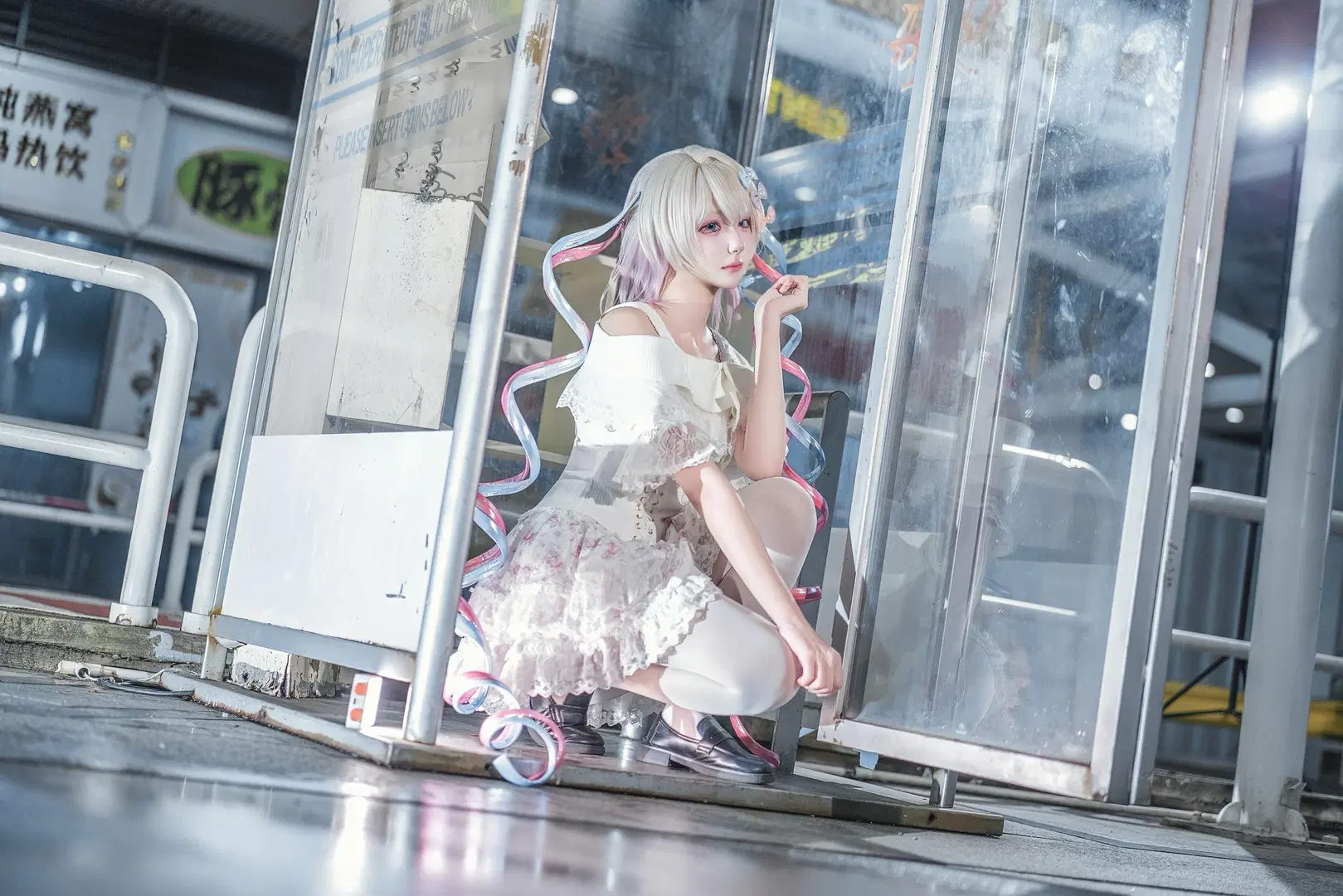 [KAngel cosplay] White Stockings Dress Log in a Vintage Telephone Booth by Shiro - Image 2