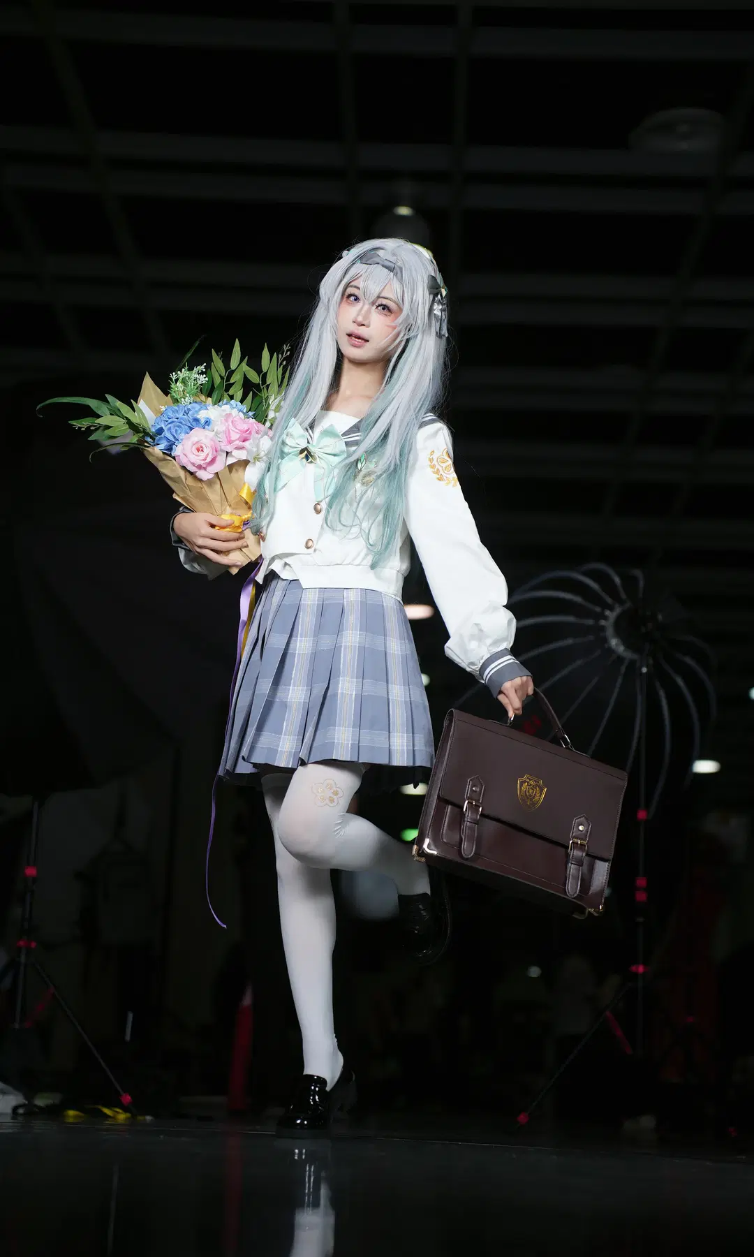 崩壞星穹鐵道, 流螢cos, 春日來信, 白絲, 格裙制服