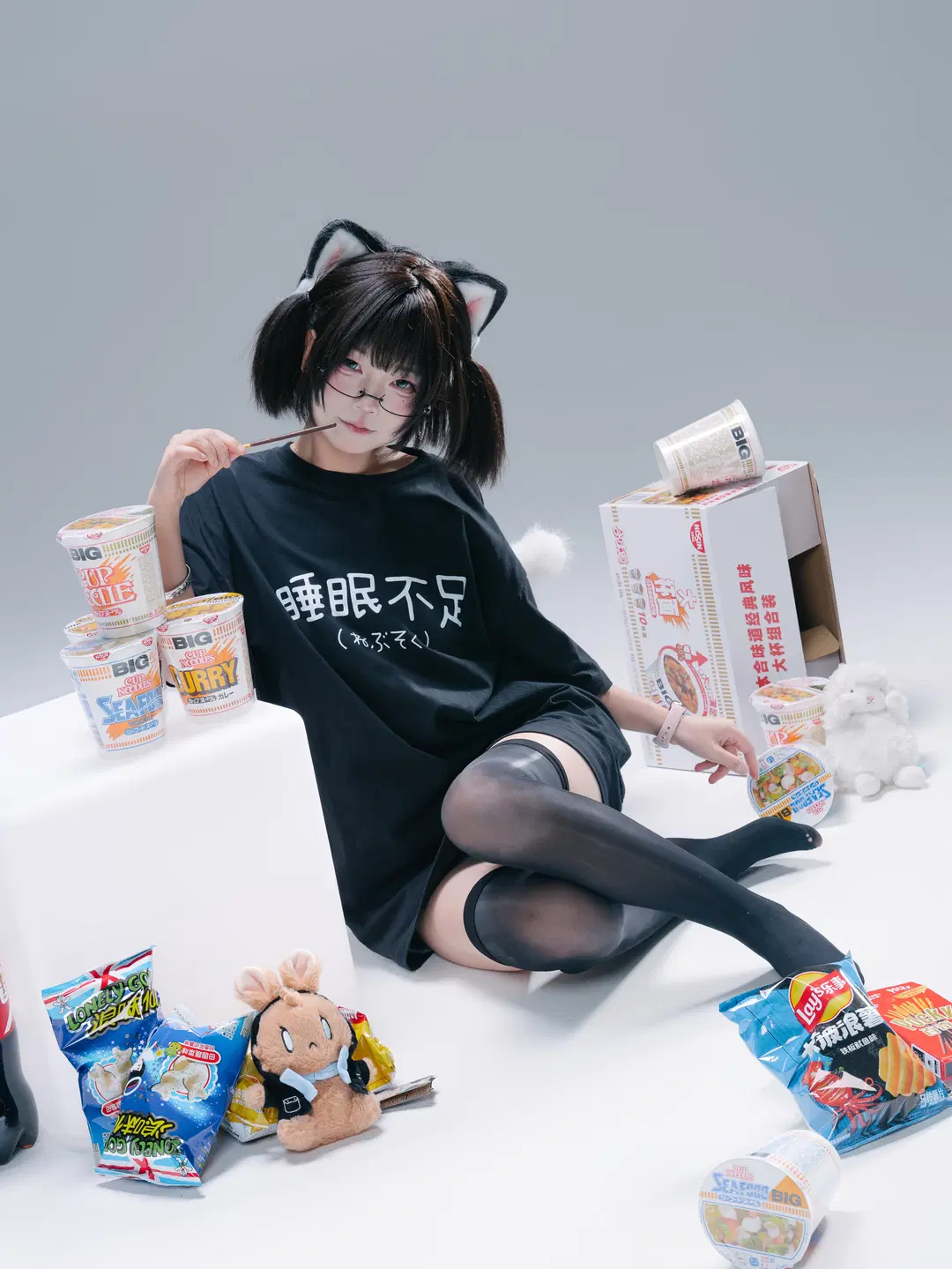 【Catgirl cosplay】White studio portrait Sweet portrait: The Collision of Languid Black stockings and Pocky by 一只黑猫 - Image 4