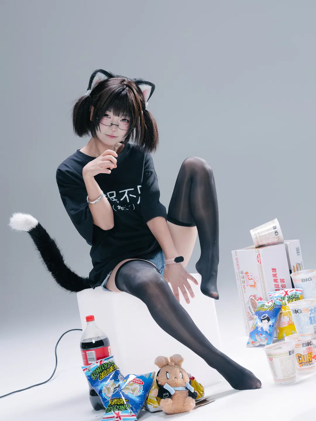 白棚猫娘主题糖水片，零食道具拉满的慵懒日常 - 一只黑猫 - 第3张