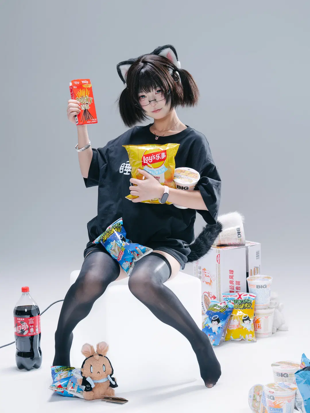 白棚猫娘主题糖水片，零食道具拉满的慵懒日常 - 一只黑猫 - 第8张