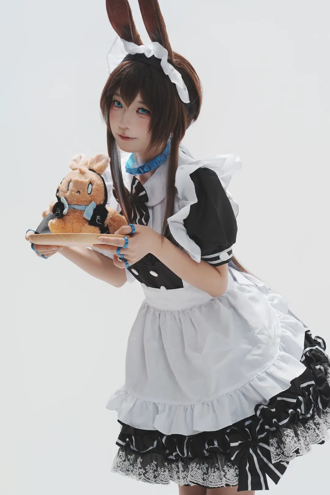 【Amiya cosplay】Mountain Bunny Maid: The Joy of Straight-Out-of-Camera White Studio Shoots by 一只黑猫 - Image 2