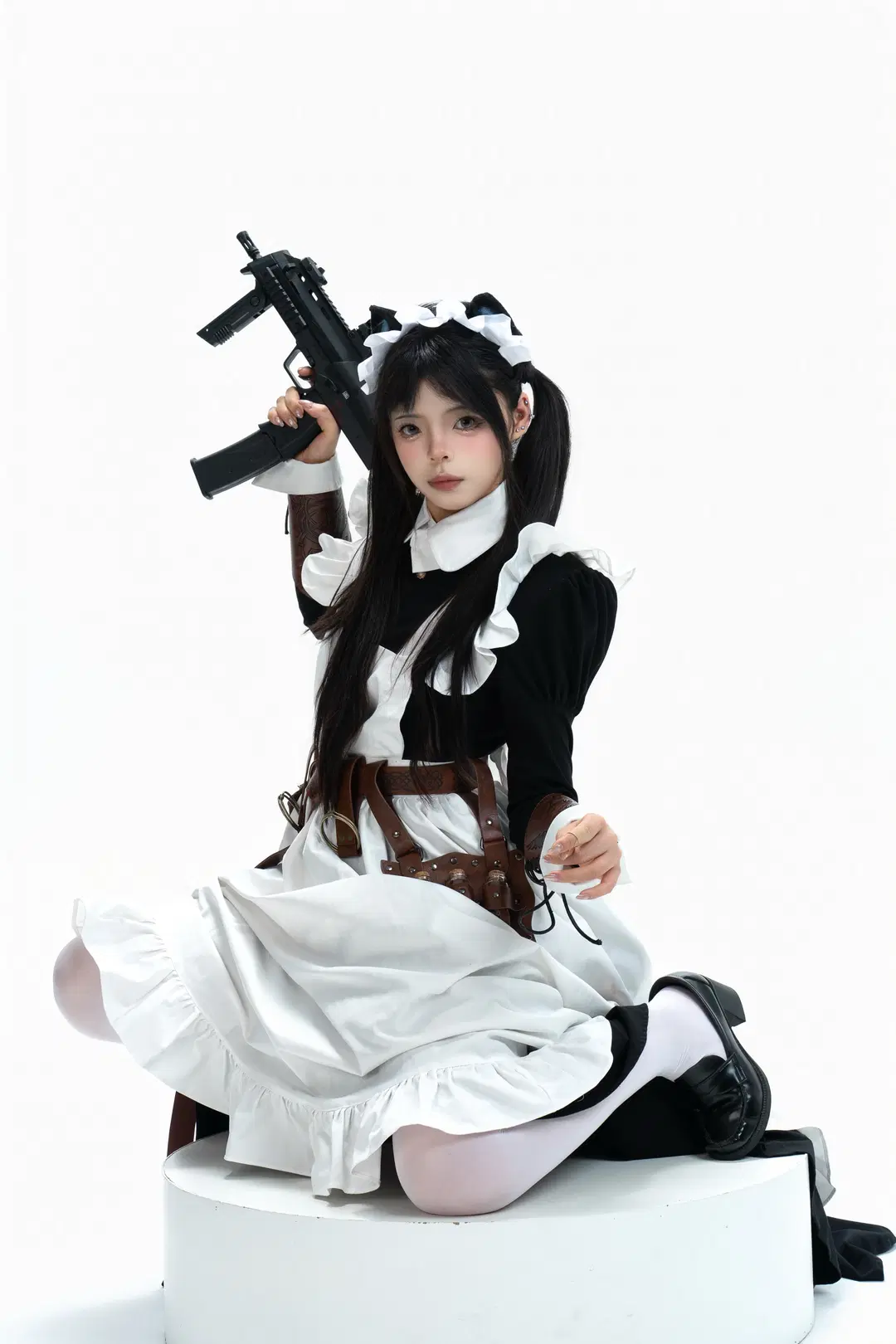 猫娘女仆与MP7冲锋枪的反差感绝了