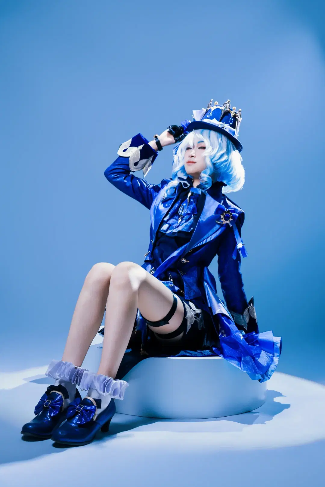 【芙宁娜cos】原神枫丹水神，白棚里的戏剧性动作参考 - 你好 - 第2张