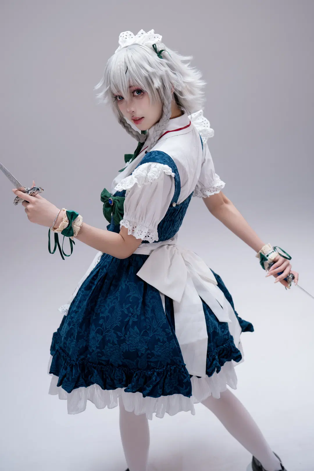 [Sakuya Izayoi cosplay] The Perfect and Elegant Chief Maid of the Scarlet Devil Mansion by 柏油小星瞳 - Image 3