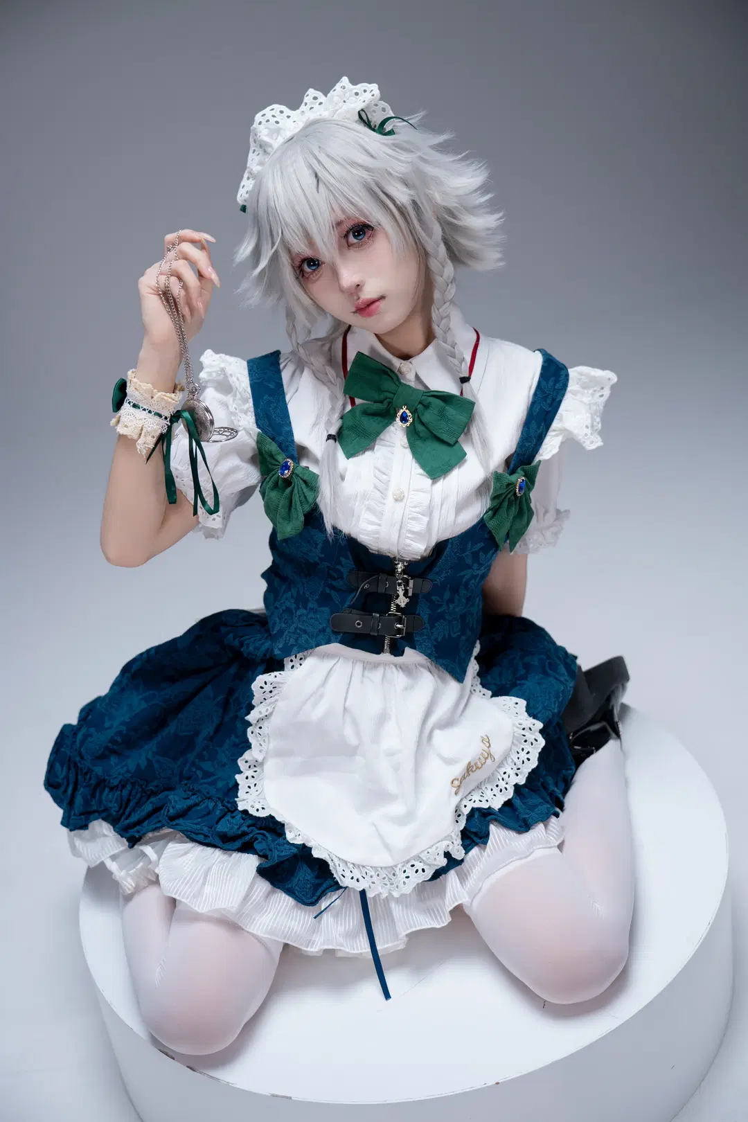 [Sakuya Izayoi cosplay] The Perfect and Elegant Chief Maid of the Scarlet Devil Mansion by 柏油小星瞳 - Image 5