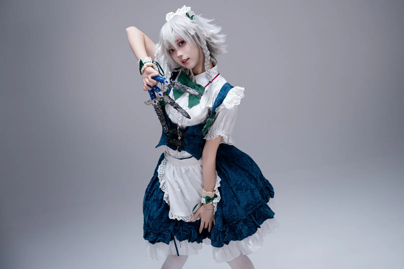 [Sakuya Izayoi cosplay] The Perfect and Elegant Chief Maid of the Scarlet Devil Mansion by 柏油小星瞳 - Image 9