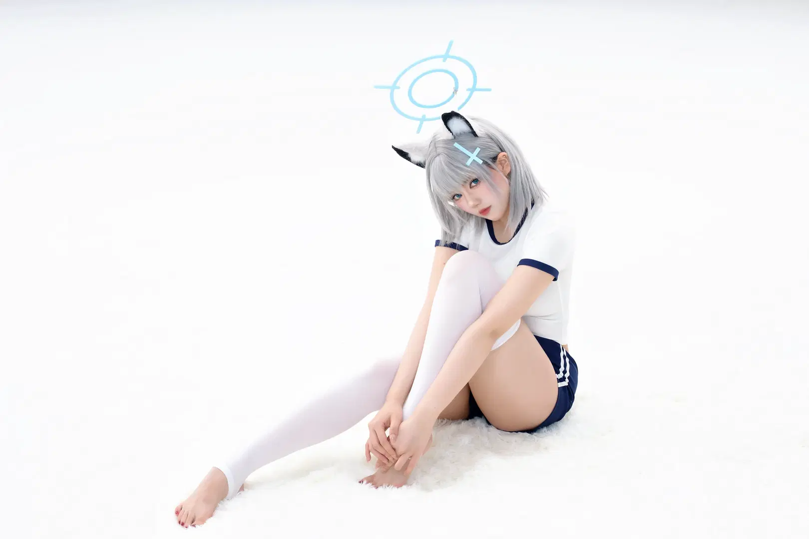 [Shiroko Sunaookami Cosplay] Blue Archive: White Tracksuit Series Photoshoot by 克克不吃桂圓湯 - Image 2