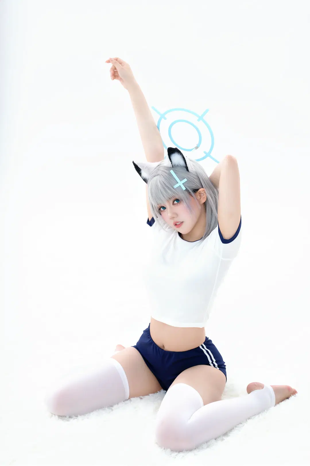 [Shiroko Sunaookami Cosplay] Blue Archive: White Tracksuit Series Photoshoot by 克克不吃桂圓湯 - Image 3