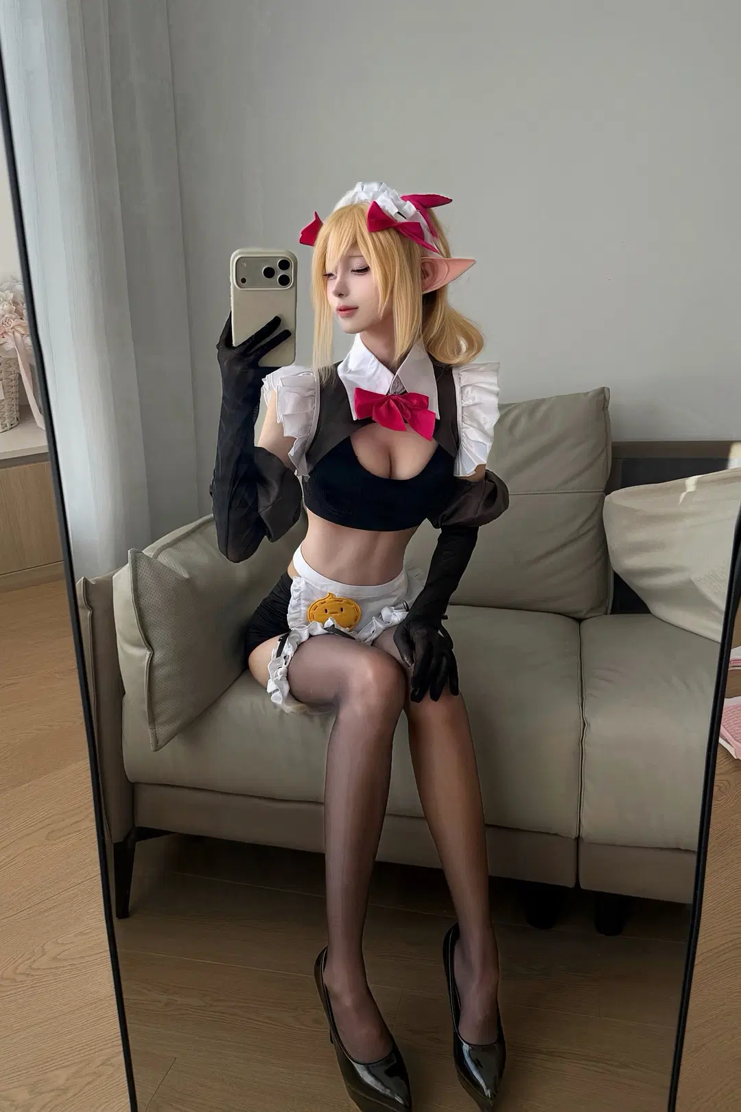 【琉璃昂cos】碧蓝航线的经典红黑白女仆装 - 海洋 - 第2张