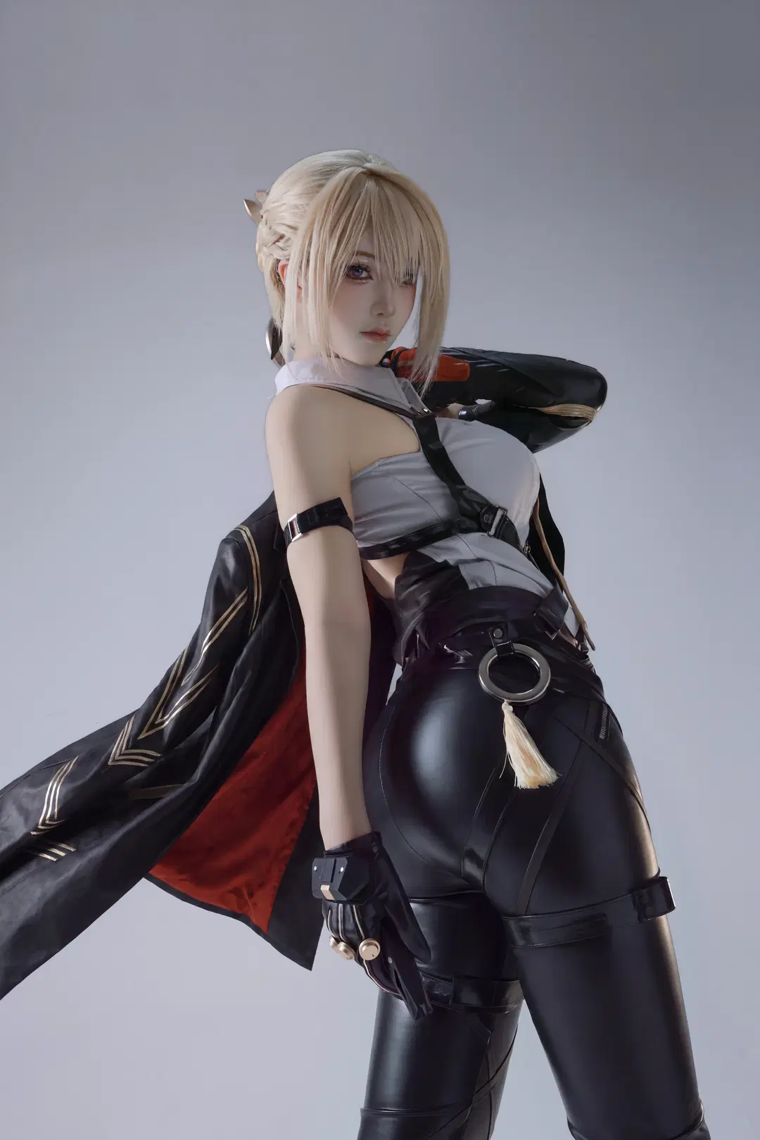 【Evelyn cosplay】Zenless Zone Zero Evelyn Chevalier Tactical Style Photoshoot Record by 真汐 - Image 3