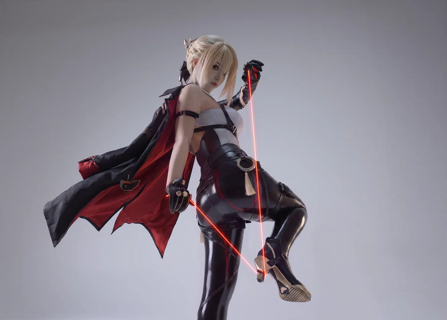 【Evelyn cosplay】Zenless Zone Zero Evelyn Chevalier Tactical Style Photoshoot Record by 真汐 - Image 4