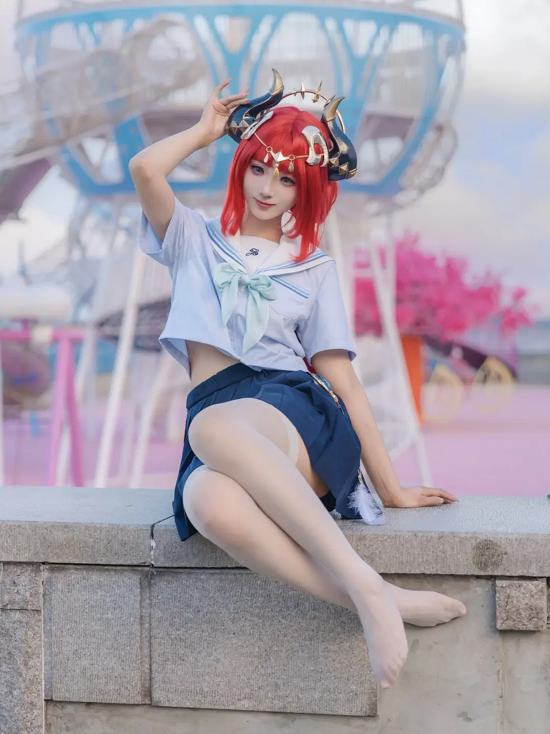 【Nilou cosplay】Genshin Impact Sailor Suit Girl: Amusement Park Location Shoot Chronicle (White stockings & cosplay) by 安安好困zzz - Image 2