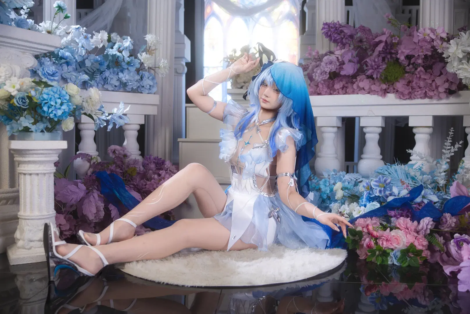 【ショアキーパー コスプレ】鳴潮が紡ぐ蒼き幻夢、銀糸メッシュドレスの緻密さに息を呑む - 小羊不困（无限限流版，求关注求点赞） - 3枚目