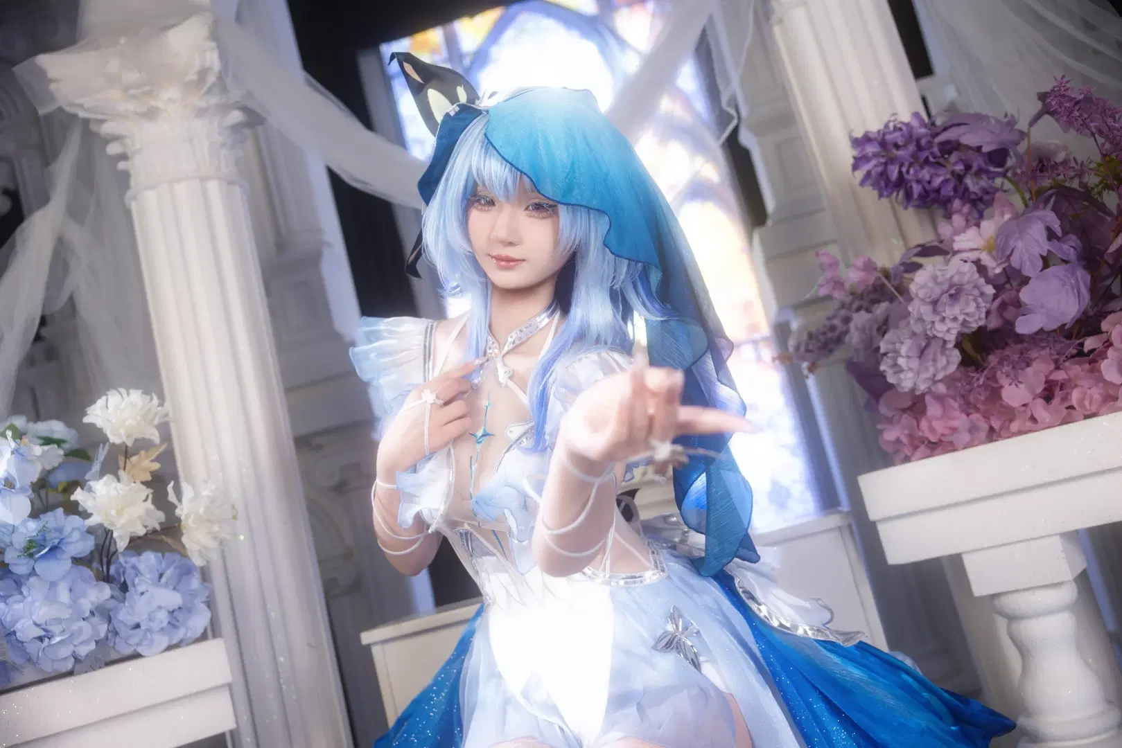 【ショアキーパー コスプレ】鳴潮が紡ぐ蒼き幻夢、銀糸メッシュドレスの緻密さに息を呑む - 小羊不困（无限限流版，求关注求点赞） - 5枚目