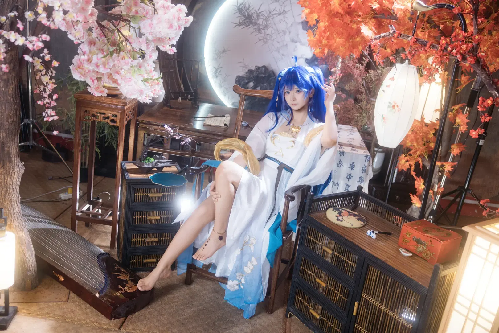 [Iuno cosplay] Wuthering Waves Character Meets Yongqingfang Hanfu in Chinese-Style Fusion by 小羊不困（无限限流版，求关注求点赞） - Image 2